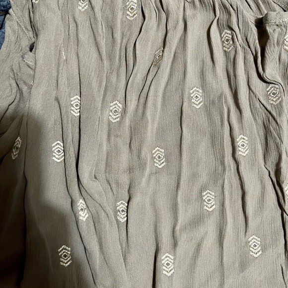 High Neck Tank - Picture 5 of 5